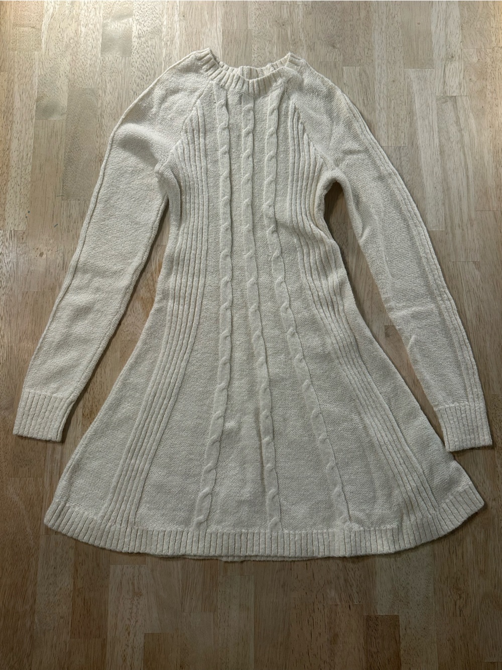 Hollister Cream Cable Knit Women’s Sweater Dress